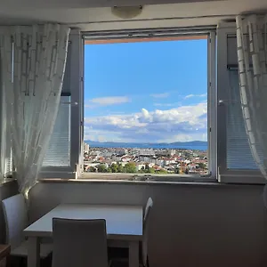 Kiki With A Sea View, Free Wifi, For 2 Persons Zara